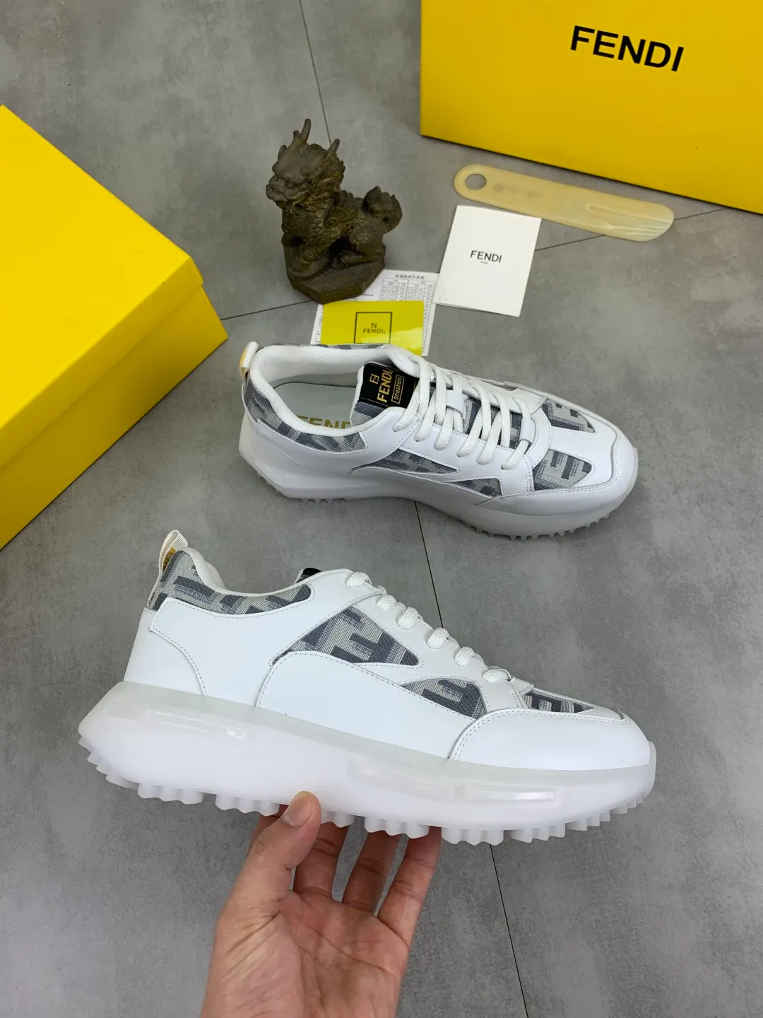 ​Men's shoes 💰P460 💰[New style] little monster 🆘 New FENDI (Fendi) new style 🕶️🕶️Simple routing effect, showing an elegant and cool driving shoe 🎬Using imported calfskin + first-layer pigskin lining🐂Excellent material🎬Detailed workmanship 🤗Comfortable foot feel➰➰. ​Pair it with any outfit to show your taste and temperament, low-key luxury ♻️Design ​simple and elegant ​noble and fashionable 🍃​Very loved and favored by trendy men 💓❤️size: 38-44 2️⃣colors available